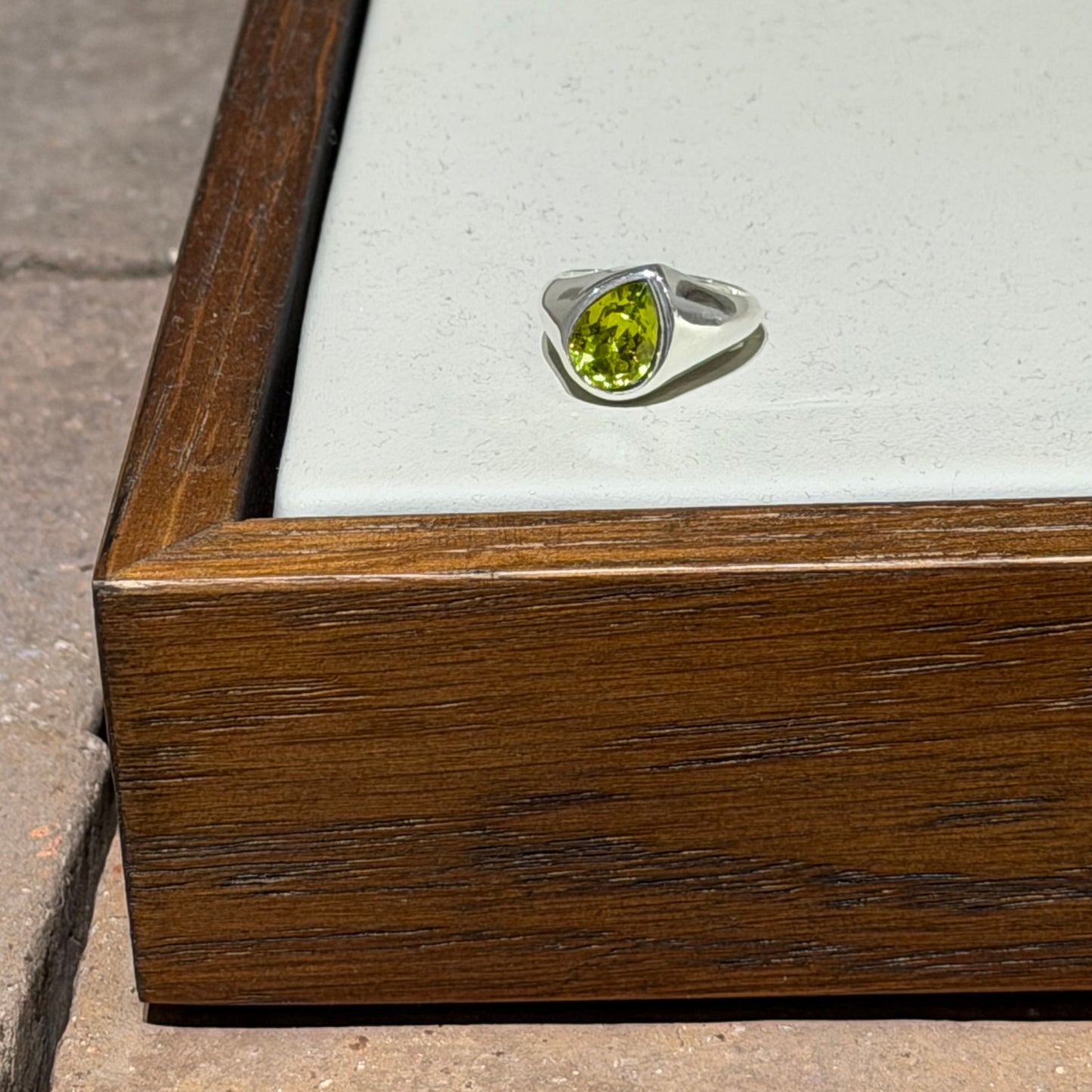 GOTA OLIVA PLATA
